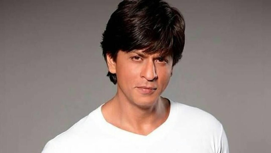 Shahrukh Khan Para aktor ini tak hanya terkenal tetapi juga kaya raya.