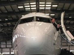 Kaya Raya, Para Aktor Dunia Ini Miliki Jet Pribadi