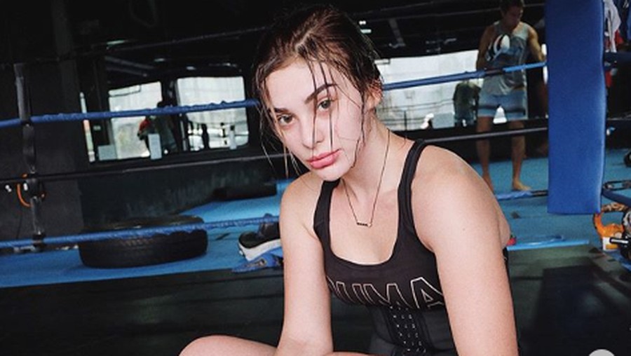 Nora Alexander Nora Alexander, model cantik yang disebut tengah dekat dengan Jerinx SID.
