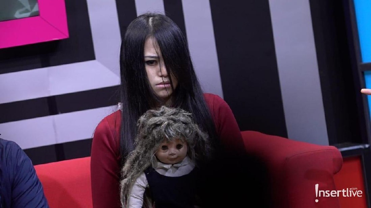 The Sacred Riana sukses melebarkan sayap dengan mengikuti ajang Britain's Got Talent&colon; The Champions in 2019&period; Lalu apa saja fakta menarik dari The Sacred Riana&quest;