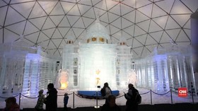 VIDEO: Indahnya Replika Gereja Es di Slovakia