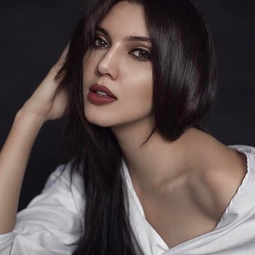 Sempat Rahasiakan Pernikahan, Alexa Key Kini Bagi Foto Anak