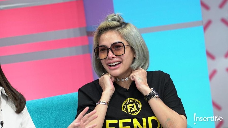 5 Seleb yang Terlibat Kasus Pemukulan Lima seleb ini pernah terlibat kasus pemukulan yang menyebabkan mereka harus berurusan dengan pihak berwajib.
