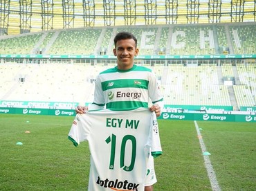 Deretan Pesepak Bola Aktif Indonesia Ini Pernah Main di Eropa