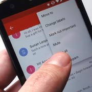 Bukan Google Meet, Gmail Sekarang Punya Fitur Telepon dan Video Call