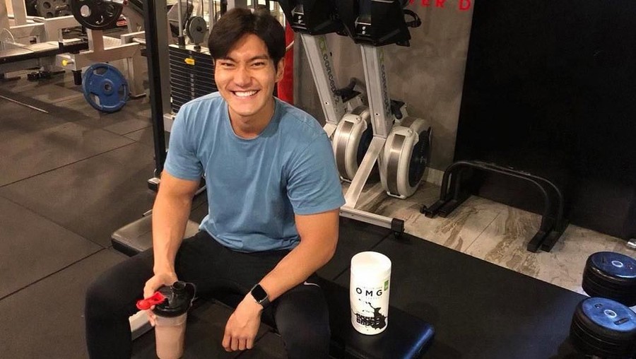 Choi Siwon memulai debut aktingnya jauh sebelum debut bersama Super Junior.