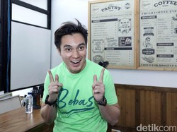 Baim Wong Jalani Operasi Mata di Tengah Pandemi