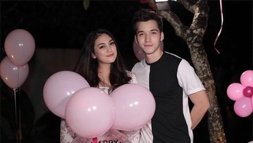 img-title Pasca Diisukan Pisah dari Celine Evangelista, Stefan William Pamer Otot