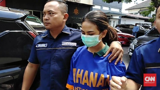 Dua terdakwa yang menghuni Rutan Medaeng, Ahmad Dhani dan Vanessa Angel, disebut ikut mencoblos di dalam rutan, Rabu (17/4).