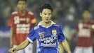 Deretan Pesepak Bola Aktif Indonesia Ini Pernah Main di Eropa Pemain Indonesia telah beberapa kali bermain di klub Eropa. Sebelum Egy Maulana Vikri, telah ada beberapa pemain yang juga pernah merumput di benua biru itu.