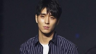 img-title Choi Jong Hoon Dibebaskan Wamil Usai Dipenjara, Netizen Tak Terima