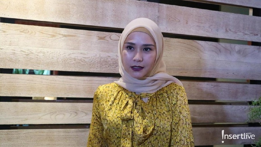 Zaskia Adya Mecca mengabarkan kondisi anak-anaknya yang menderita asma.