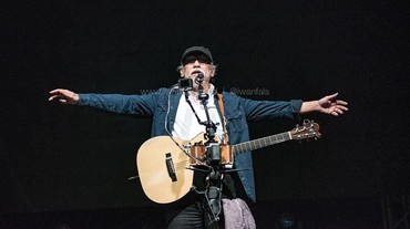 Jelang Pemilu, Iwan Fals Gelar Konser 'Aku Cinta'
