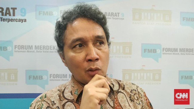 Direktur Jenderal Kebudayaan Kemendikbud Hilmar Farid menyebut pihaknya fokus pada pelestarian Candi Borobudur, seperti mewajibkan wisatawan pakai sandal.