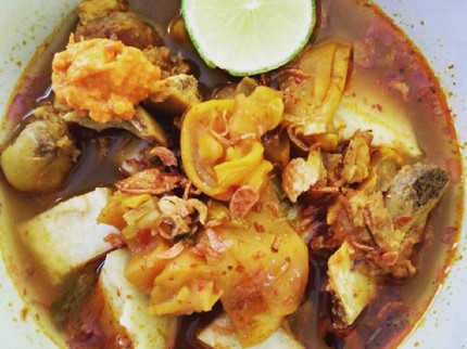 Resep Lontong Kikil & Rekomendasi Restoran untuk Menyantap Lontong Kikil di Surabaya