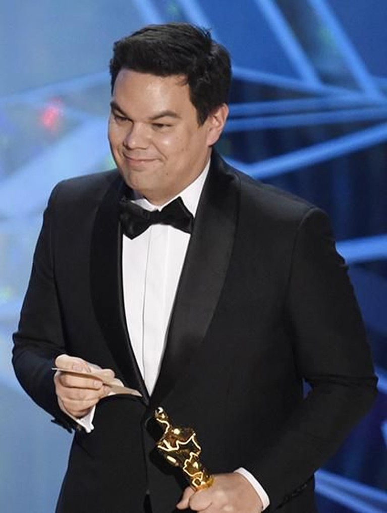 7 Pegiat Seni Hebat ini Pernah Raih Penghargaan EGOT Awards Penghargaan bergengsi Grammy, Oscar, Emmy dan Tony Awards (EGOT) Awards telah memunculkan banyak pemenang. Tujuh pegiat seni hebat ini sudah meraih keempatnya.