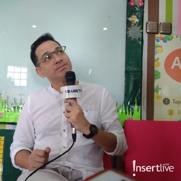 Suka Duka Ari Wibowo 30 Tahun Tekuni Dunia Hiburan