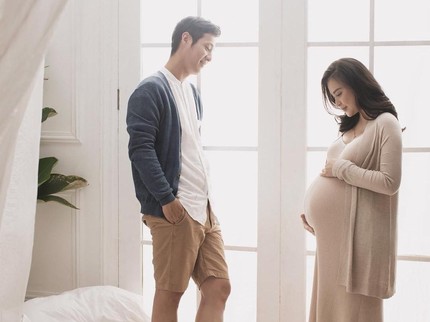 9 Potret Cantiknya Putri Titian yang Sedang Hamil Besar