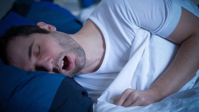 Dokter mengatakan bahwa ngorok tidak bisa disepelekan begitu saja karena ada bahaya yang mengintai.