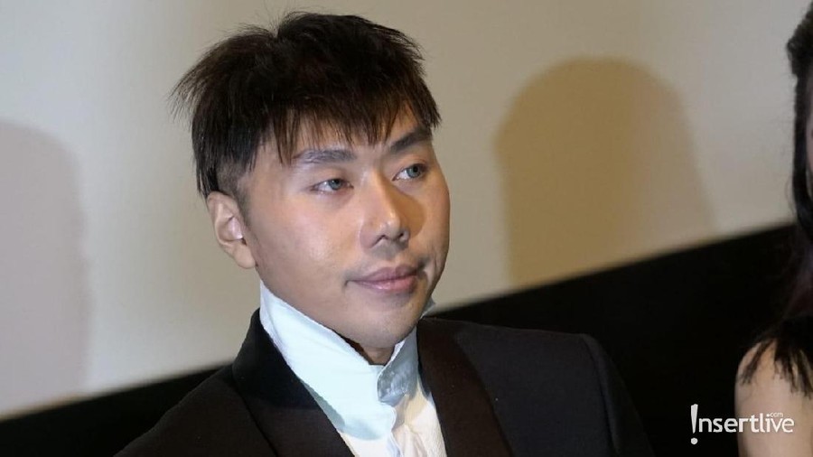 Menanti Kejutan Roy Kiyoshi di 2019 Belum merasa puas, Roy mengaku sedang mempersiapkan beberapa kejutan yang akan ditampilkan di tahun ini.