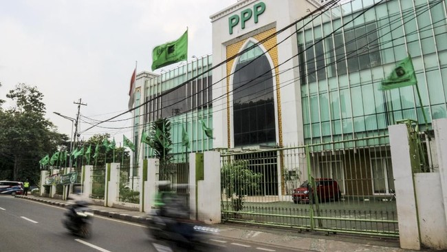 Menyikapi putusan MK soal Pileg-Pilpres serentak, Wasekjen PPP menyatakan tak salah bila ada yang memandangnya putusan pakar, bukan hakim konstitusi.