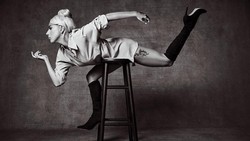 7 Insiden Memalukan Artis Dunia di Atas Panggung