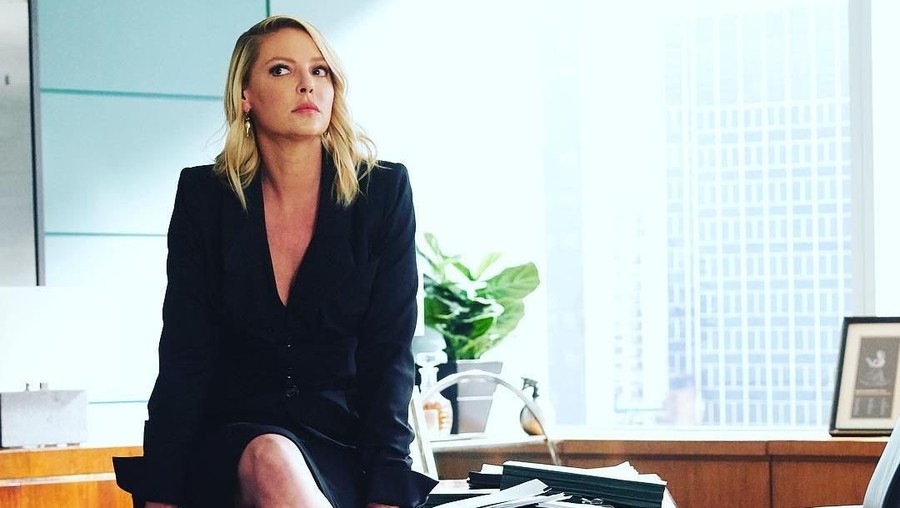 Artis dunia ternyata juga pernah mengalamai insiden memalukan.