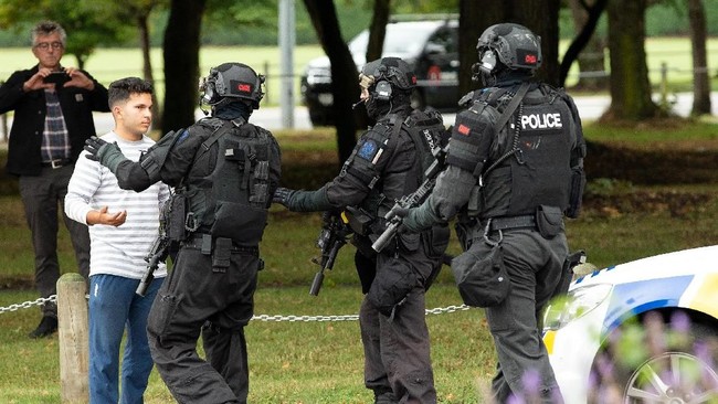 Enam WNI dilaporkan berada di Masjid Al Noor saat penembakan terjadi di tempat ibadah di pusat Kota Christchurch, Selandia Baru, tersebut pada Jumat (15/3).