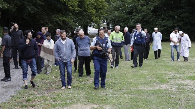 Usai Teror, Warga Selandia Baru Serahkan Senjata ke Polisi