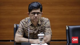 Laode Ungkap Banyak Pegawai Menangis Usai DPR Sahkan RUU KPK