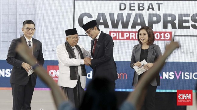 Dalam debat Calon Wakil Presiden Minggu (17/3) malam, Ma'ruf disebut lebih mirip khotbah Jum'at, sementara Sandiaga Uno eksploratif.