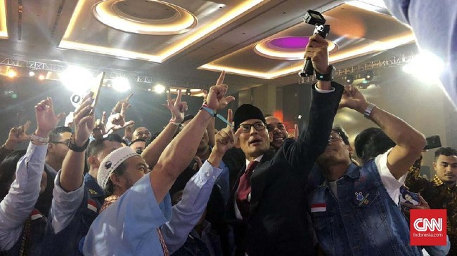 Pengamat menilai gagasan Prabowo-Sandi soal menghapus Ujian Nasional (UN) sebagai syarat memajukan pendidikan Indonesia dan sesuai dengan revolusi indutsri 4.0.