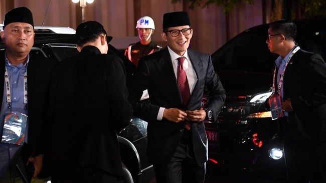 Calon wakil presiden Sandiaga Uno dituding ikut berperan dalam perumusan hoaks mengenai sandiwara dilamar tersebut. Pelapor juga melaporkan BPN di kasus itu.