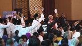 FOTO: Suasana Debat Cawapres, Ma'ruf Versus Sandiaga Ma'ruf Amin dan Sandiaga Uno beradu argumen dalam Debat Cawapres 2019 dengan tema Kesehatan, Pendidikan, Ketenagakerjaaan, serta Sosial dan Budaya.