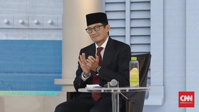 Cawapres Sandiaga Uno berencana memanggil aktuaris RI dari Hong Kong guna menyelesaikan masalah defisit BPJS Kesehatan.