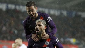 Aguero Berpeluang Samai Rekor Henry