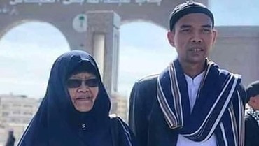 Ibunda Ustaz Abdul Somad Tutup Usia