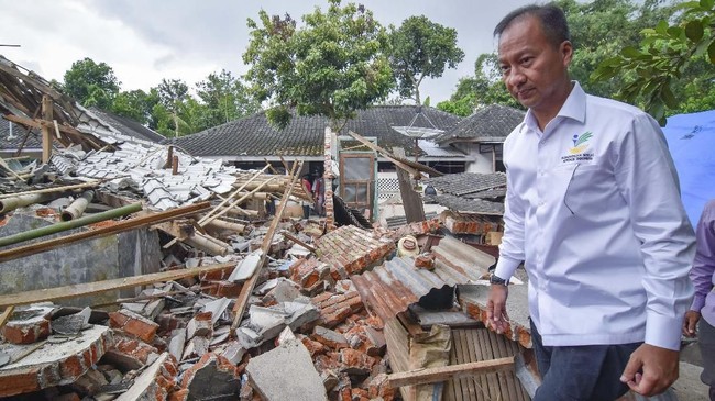 Pemerintah akan menaikkan bantuan pangan untuk untuk masyarakat miskin dari Rp110 ribu per bulan menjadi Rp150 ribu pada 2020 nanti.