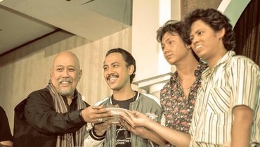 img-title Aliando, Adipati dan Randy Bangga Bisa Akting di Warkop DKI Reborn