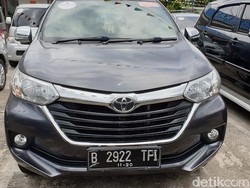Diskon Gede Mobil Bekas, Toyota Avanza 2015 Cuma Rp 60 Juta