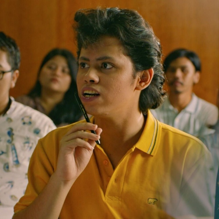 Mengintip penampilan Aliando, Adipati dan Randy demi memerankan film Warkop DKI Reborn 2. Digarap Falcon Pictures, film dijadwalkan tayang pada 2019.