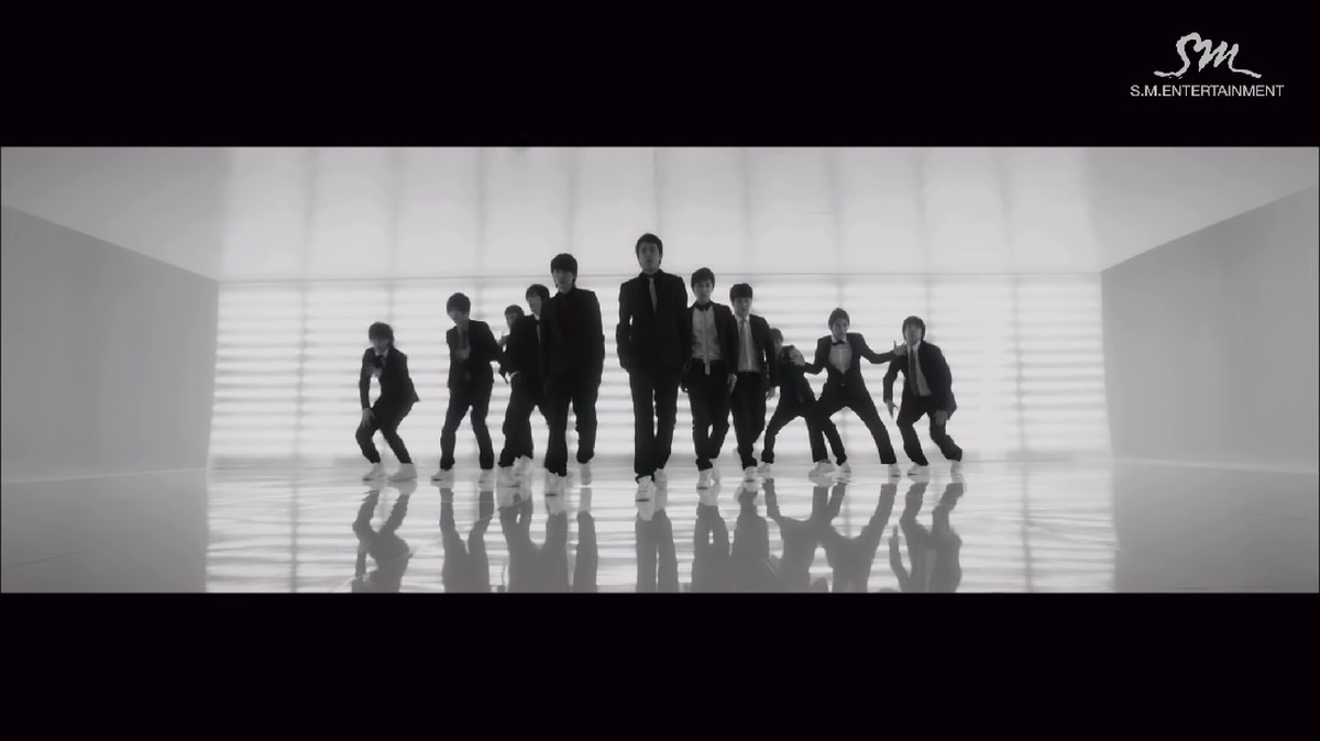 Dikenal sebagai grup legendaris&comma; terkenal&comma; punya segudang prestasi&comma; kamu yang mengaku ELF yakin tahu delapan fakta Super Junior versi Insertlive berikut ini&quest;