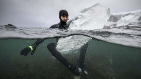 Es Antartika-Greenland Cair, Permukaan Laut Bisa Naik 17 Cm