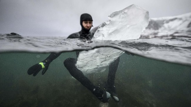 Peneliti di Eropa mengungkapkan adanya pencairan lapisan es yang meningkat pesat di Greenland dan Antartika.