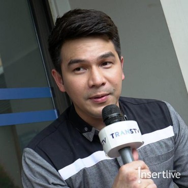 Cerita Jonathan Frizzy soal Tingkah Laku Ketiga Anaknya