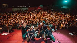 Lirik Lagu Dendam - Last Child feat Sansan