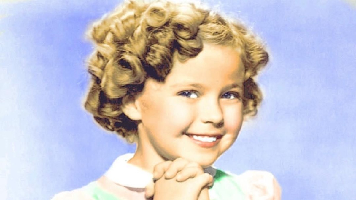 Mantan aktris cilik&comma; Shirley Temple&comma; memiliki perjalanan hidup yang mengagumkan&period; Hm&comma; seperti apa ya kisahnya&quest; Berikut Insertlive sajikan&excl;