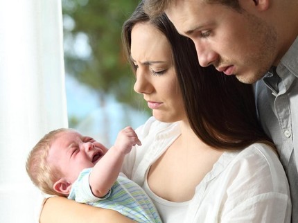 Tangisan Bayi Pengaruhi Kadar Hormon Testosteron Bunda & Ayah