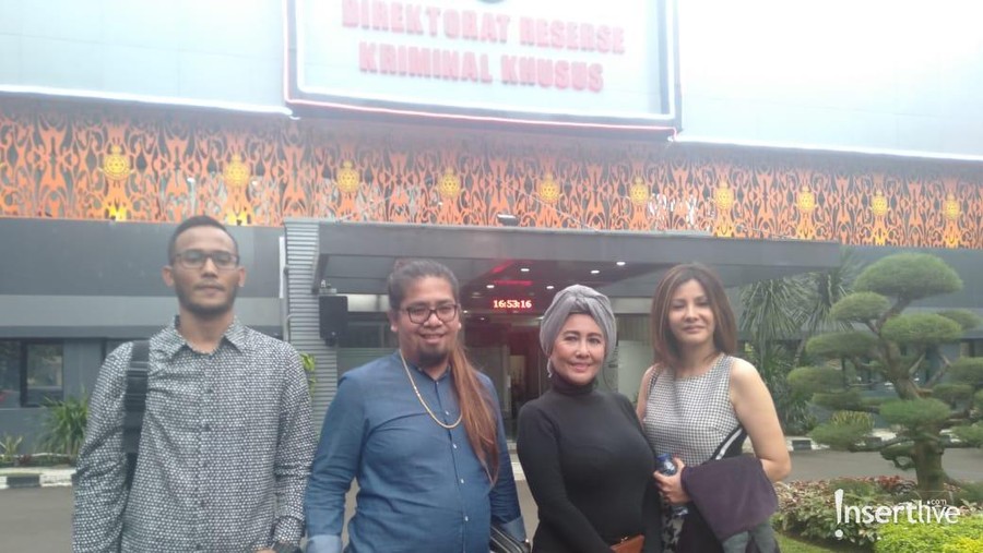 Pihak yang melaporkan Nikita MIrzani berkumpul di Polda untuk tindak lanjuti kasus.