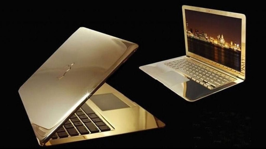 Macbook Pro 24 Carat Gold Beberapa perusahaan teknologi mengeluarkan produk elektronik dengan spesifikasi dan harga yang fantastis.